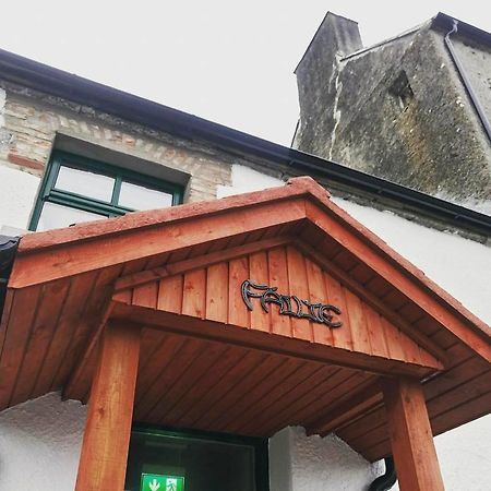 Galway Glamping Tuam Bagian luar foto